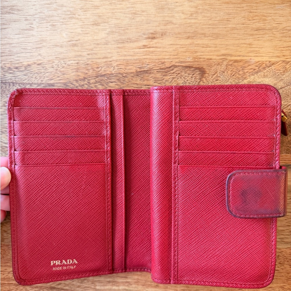 Prada Crimson Leather Wallet with Gold Accents - Picture 4 of 9